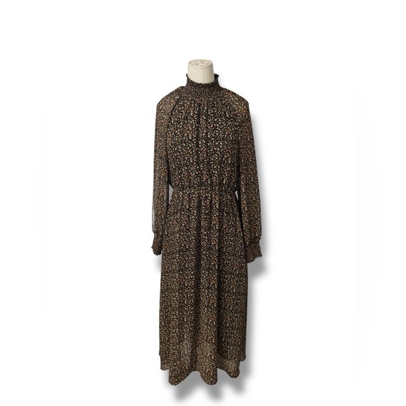 MADEWELL (Re)sourced Georgette Smocked-Neck Midi Dress in Folktale Paisley - Picture 3 of 9